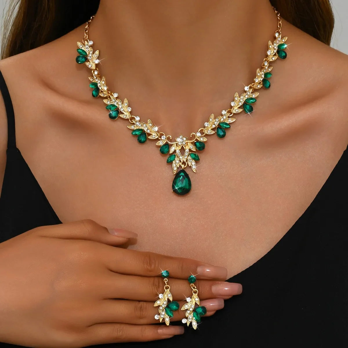 WOMEN ACCESSORIES