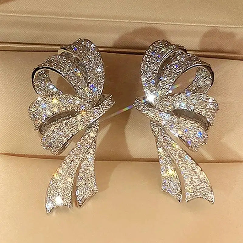 Huitan Aesthetic Women Bow Design Drop Earrings Full Shining CZ Elegant Wedding Engagement Accessories Trendy Jewelry for Party