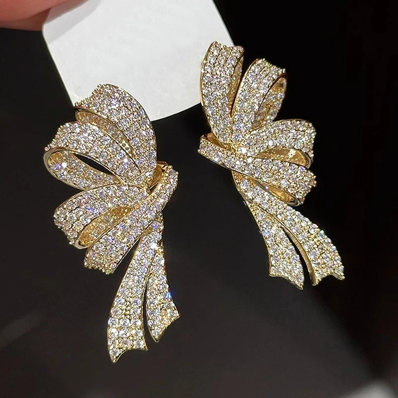 Huitan Aesthetic Women Bow Design Drop Earrings Full Shining CZ Elegant Wedding Engagement Accessories Trendy Jewelry for Party