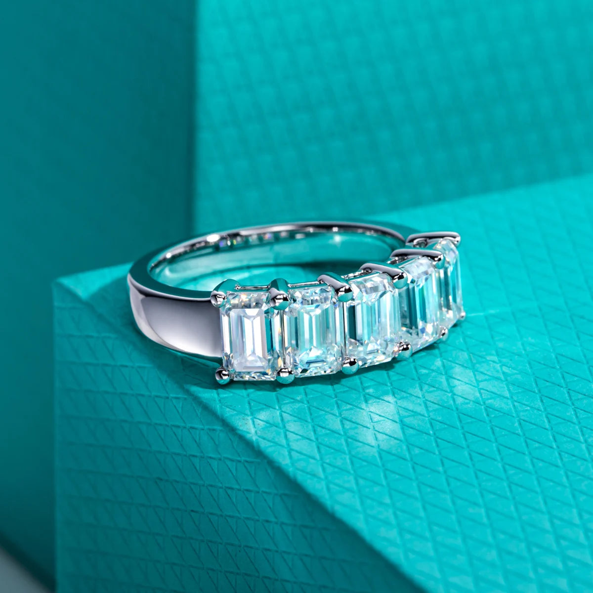 AnuJewel 0.6ct 3cttw Emerald Cut Moissanite Wedding Band Ring 925 Sterling Silver D Color Moissanites Promise Ring for Women